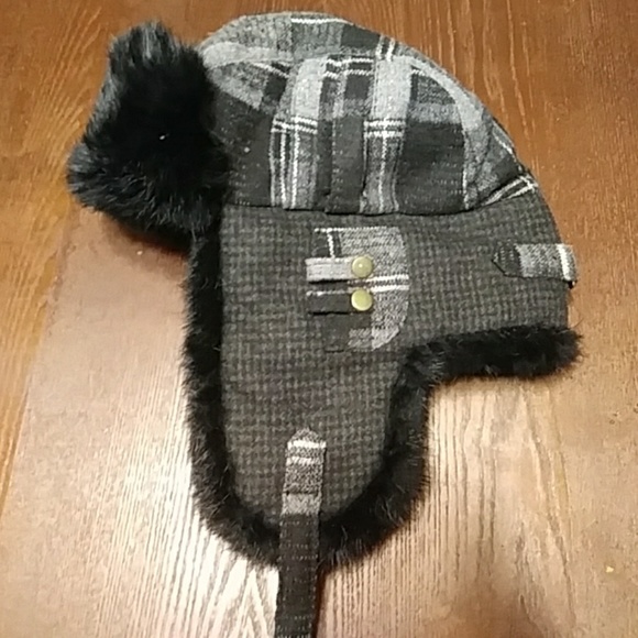 Black Plaid Wool and Rabbit Fur Hat - Picture 2 of 4